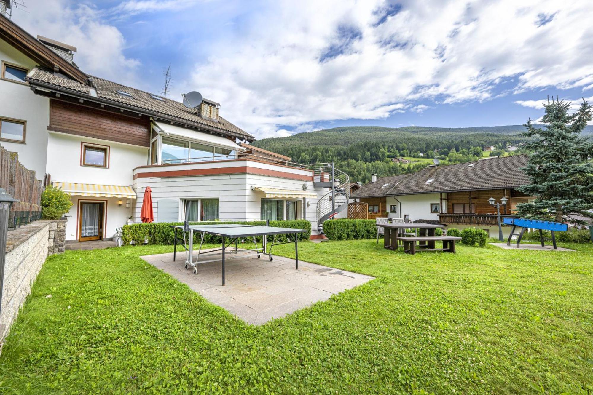 Apartments Mirandula Ortisei Exterior foto
